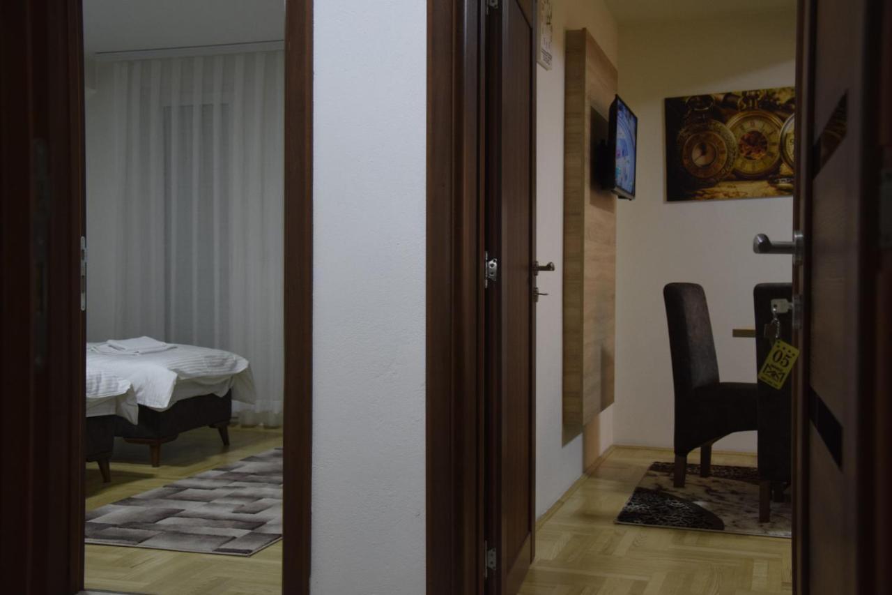 Apartmani Maric Novi Pazar Exterior foto