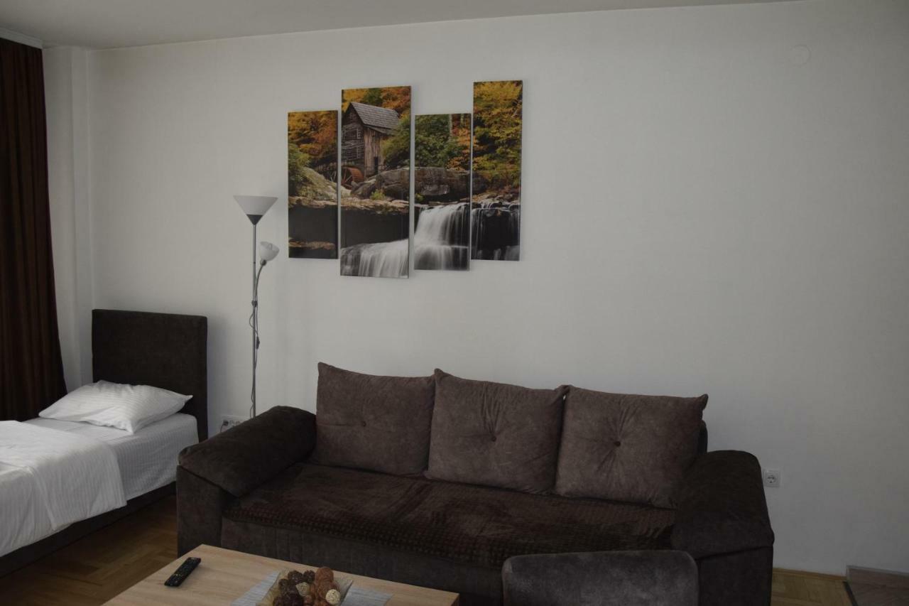 Apartmani Maric Novi Pazar Exterior foto